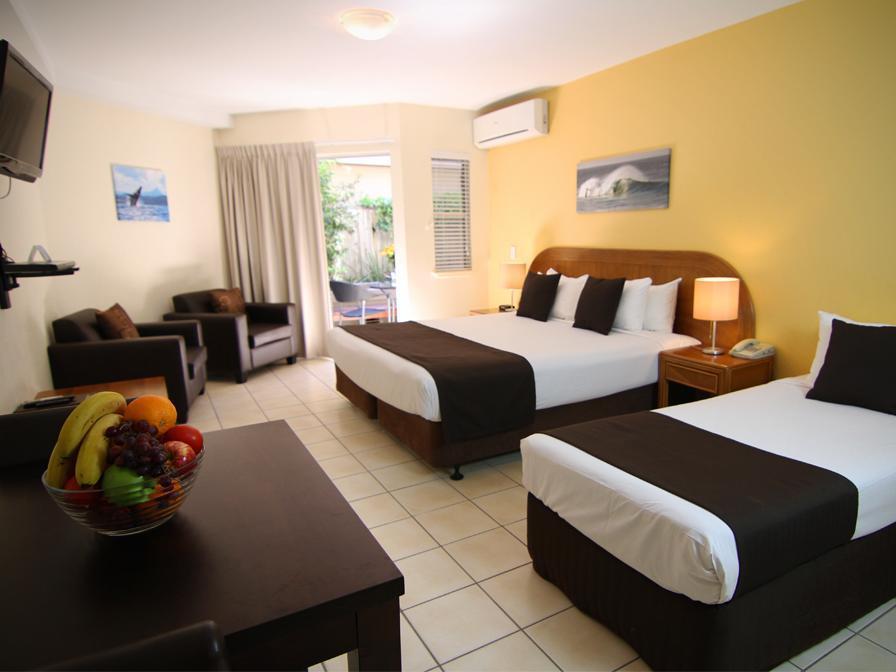 The Byron Beachcomber Byron Bay Exterior photo